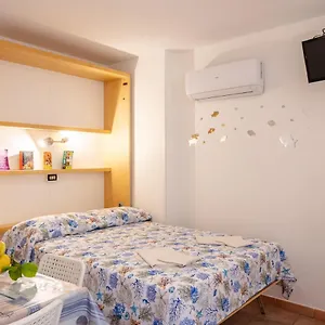 Estate , Cefalù Italia